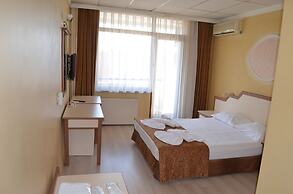 Ayvalik Palas Hotel