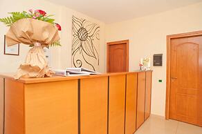 Semiramis Suites
