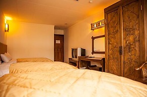 Chun Jing Hillview Villa
