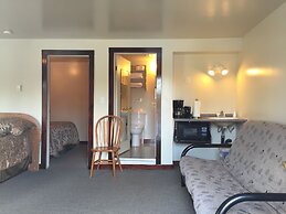 Sauble River Marina & Lodge Resort