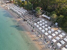 Meder Resort Hotel