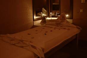 Meder Resort Hotel