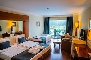 Meder Resort Hotel