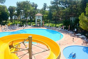 Meder Resort Hotel
