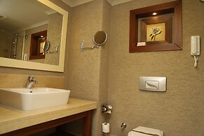 Meder Resort Hotel