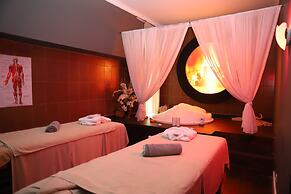 Meder Resort Hotel