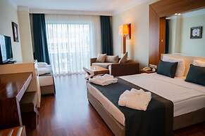 Meder Resort Hotel