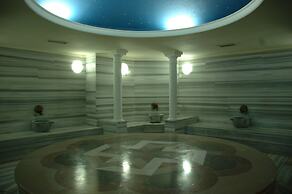 Meder Resort Hotel