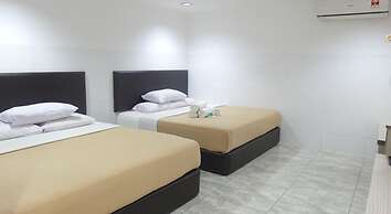 Comfort Two Hotel