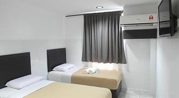 Comfort Two Hotel