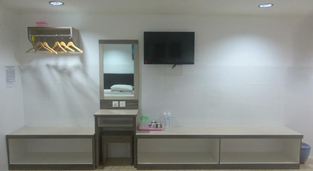Comfort Two Hotel