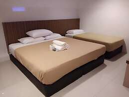 Comfort Two Hotel