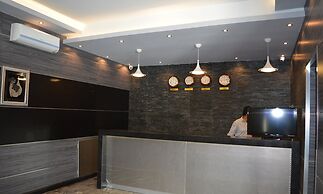 Hotel Pacific