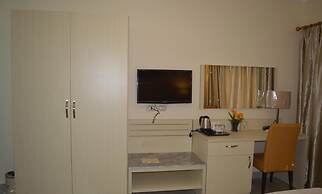 Hotel Pacific