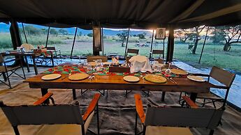 Kananga Special Tented Camp