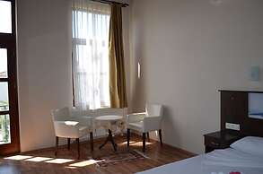 Eden Selene Hotel