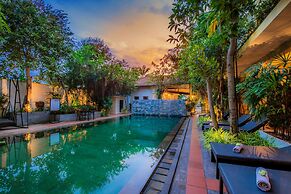 Indra Porak Residence Hotel