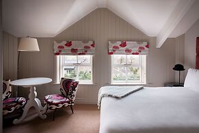 The Fell Hotel