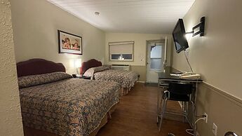 Centre Suites Inns Motel