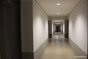 Rivermount Hotel and Resort
