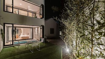 Albescent Pool Villa