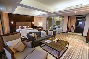 Justwin Grand Hotel