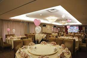 Justwin Grand Hotel