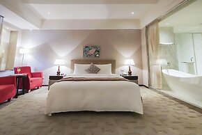Justwin Grand Hotel
