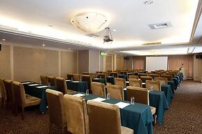 Justwin Grand Hotel