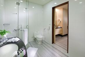 Queena Plaza Hotel Tainan