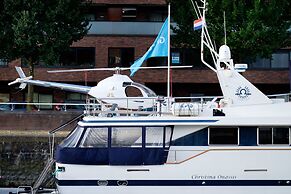 Christina Onassis Yachthotel