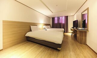 Hotel Rest Seogwipo