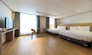 Hotel Rest Seogwipo