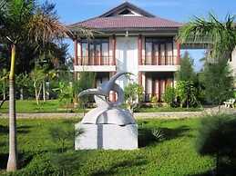 Aniise Villa Resort