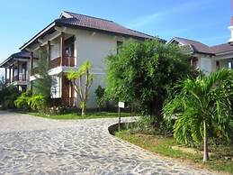 Aniise Villa Resort