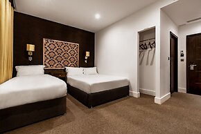Grand Sapphire Hotel & Banqueting