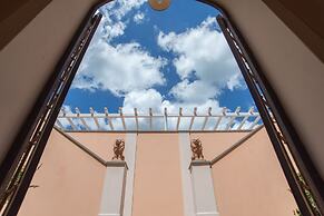 Villa Melangola