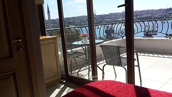 Galatolia Suites