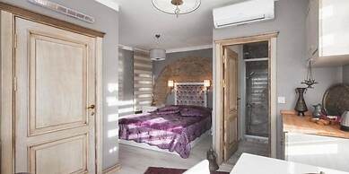 Galatolia Suites