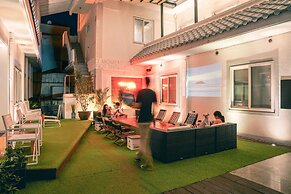 MIDO Hostel