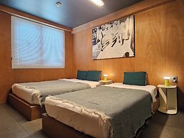 MIDO Hostel