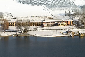 JUFA Hotel Stubenbergsee