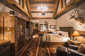 Big Cypress Lodge