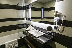 Urban Central Suites - Beirut