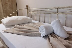 Summer Dream Hotel