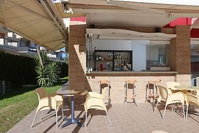 Summer Dream Hotel