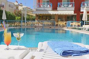 Summer Dream Hotel