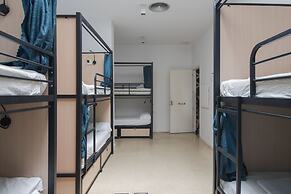 No Limit Hostel Central