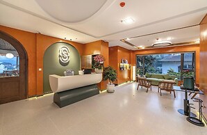 Soluna Dalat Hotel