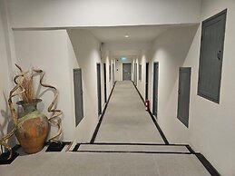 PL Residence Hotel Patamnak Soi 3